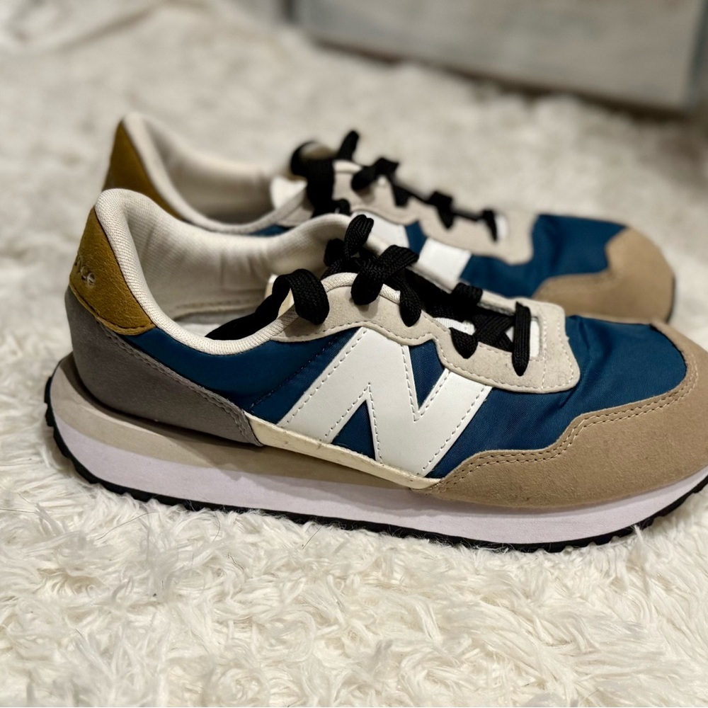 New Balance Cream and Tan Sneakers